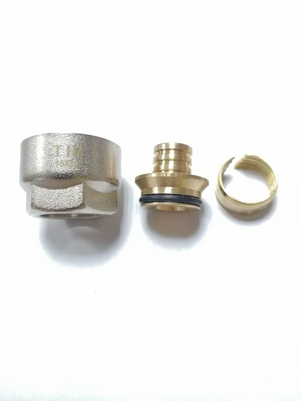 Евроконус для подсоединения трубы сшитой 3/4" х 16 (2.0)