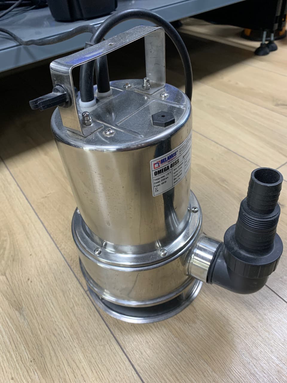 Насос дренажный Omega 40 SS (Про-ть 142 л.мин, h=6,5м, выход 11/4"или 1", каб 10м, нерж сталь)