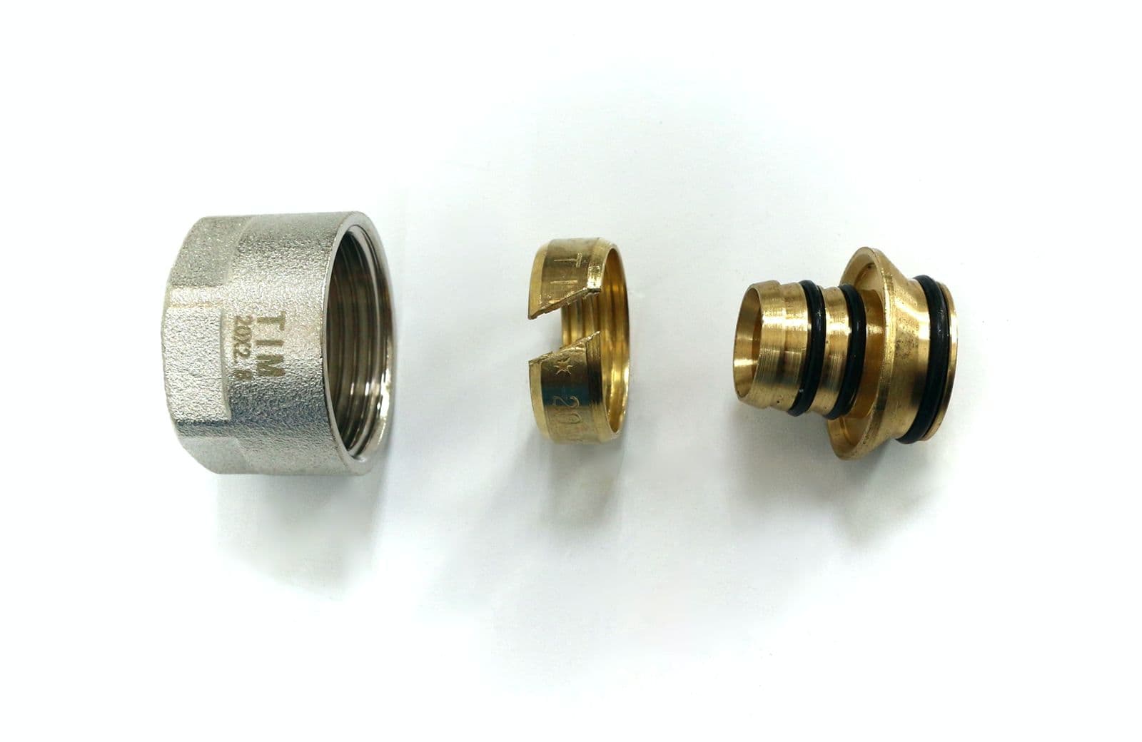 Евроконус для подсоединения трубы сшитой 3/4" х 20 (2.8)