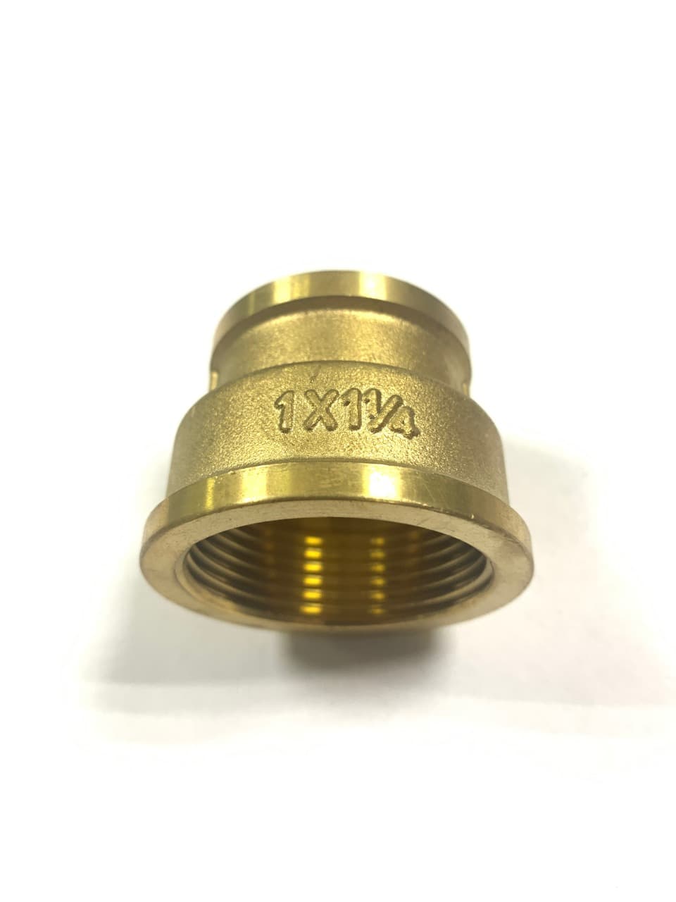 Муфта переходная латунная  1" х 1 1/4" ВВ