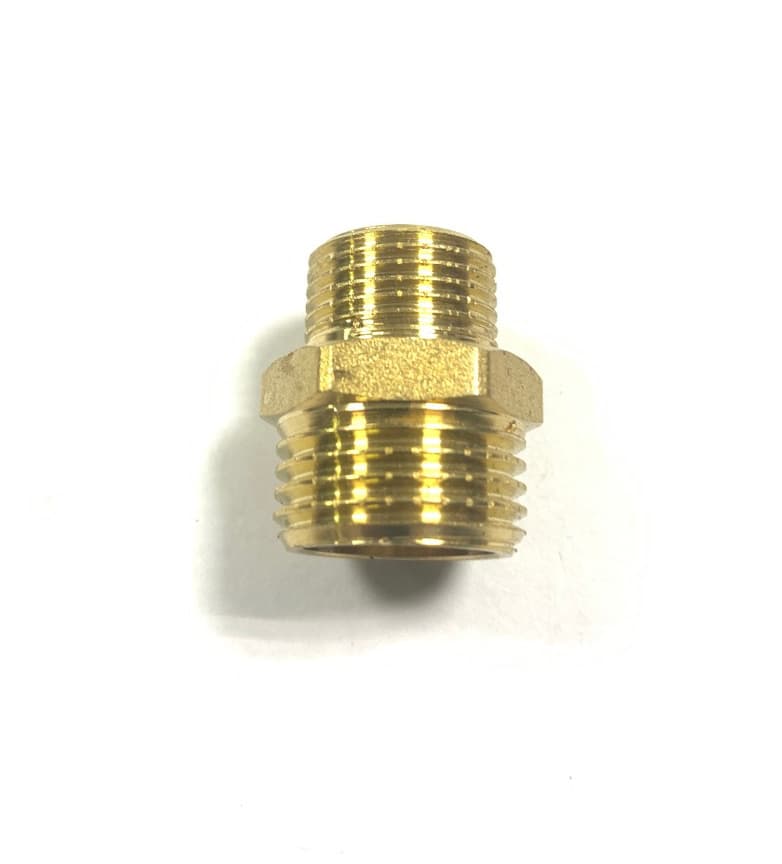 Ниппель переходный латунный 1/2" х 3/8" НН