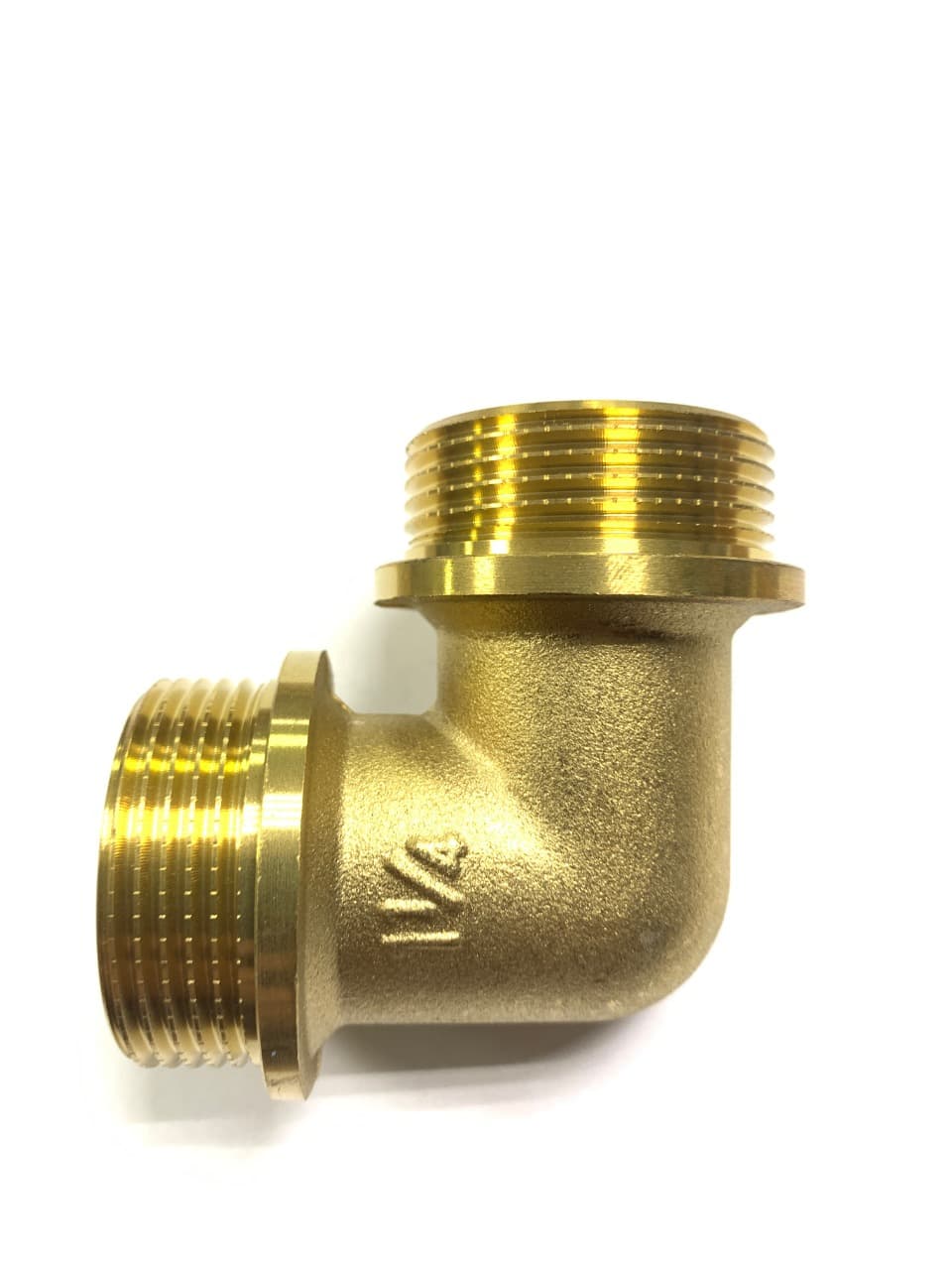 Уголок латунный 1 1/4" НН
