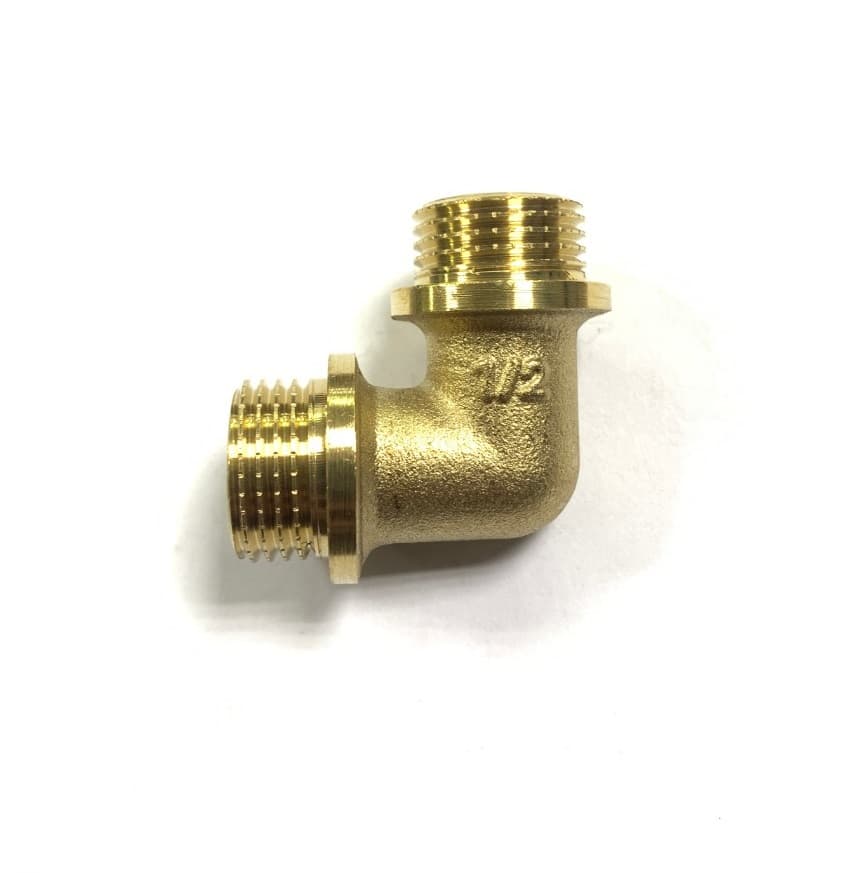 Уголок латунный 1/2" НН