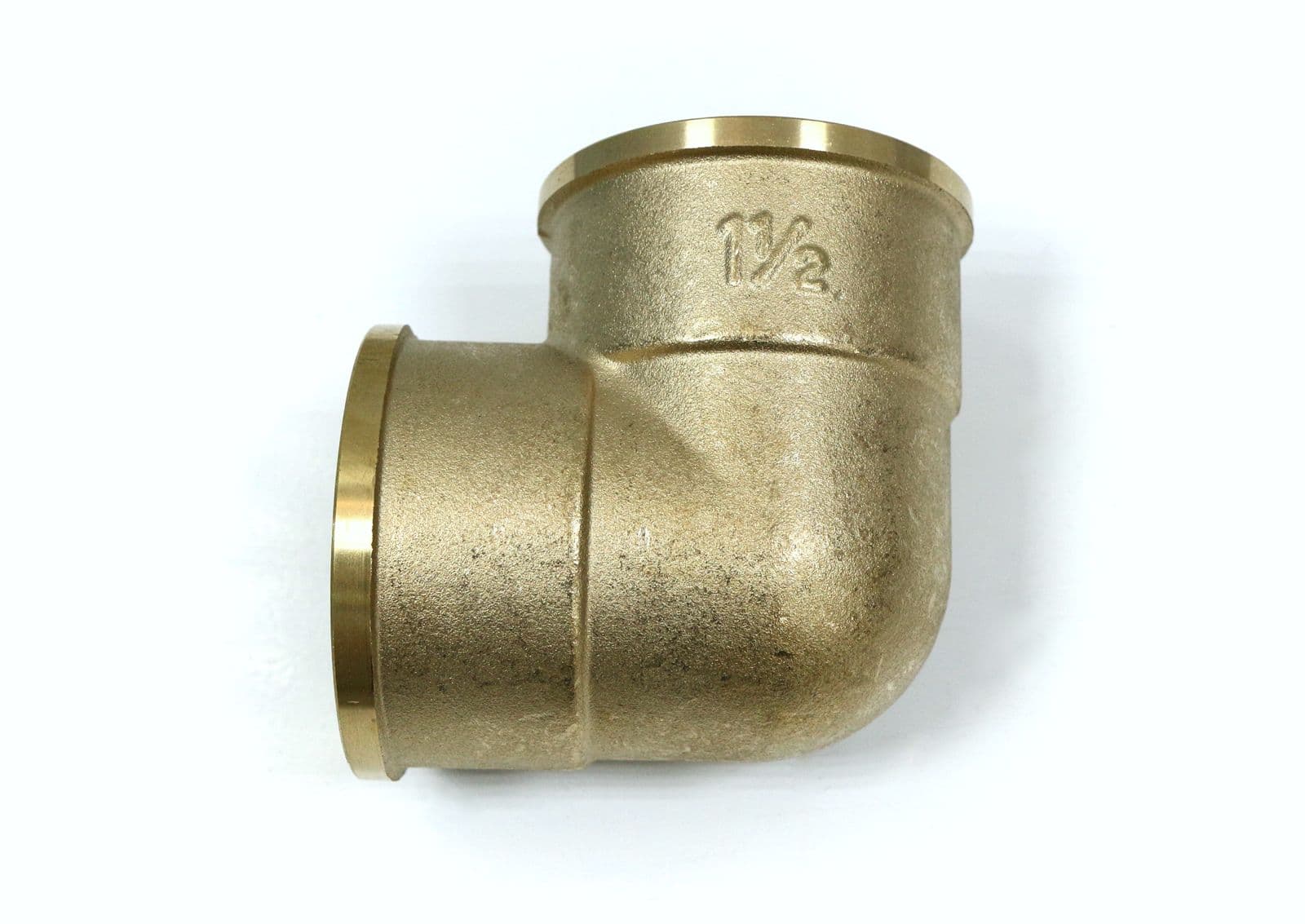 Уголок латунный  1 1/2" ВВ