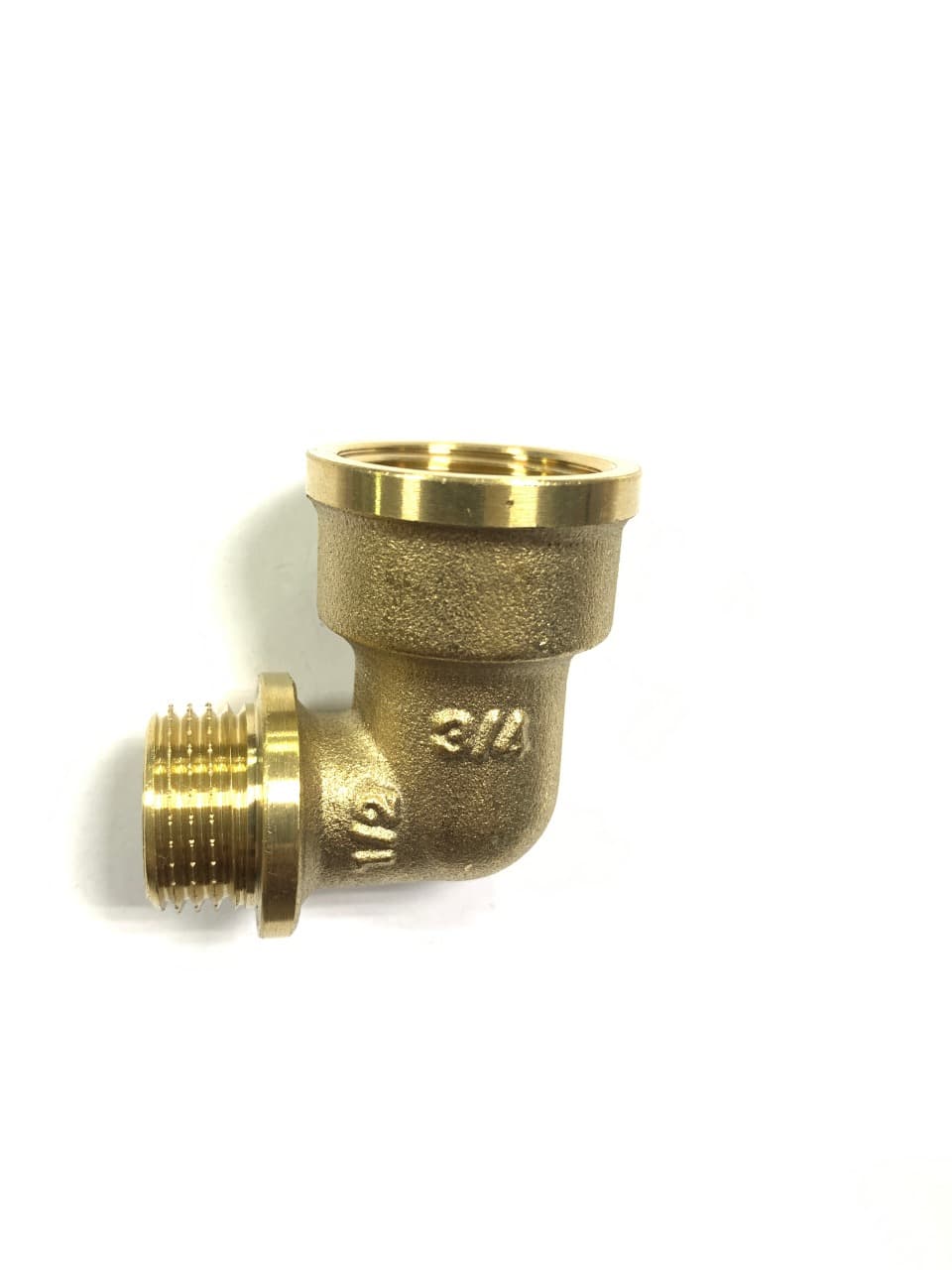 Уголок переходный латунный 1/2" х 3/4" НВ