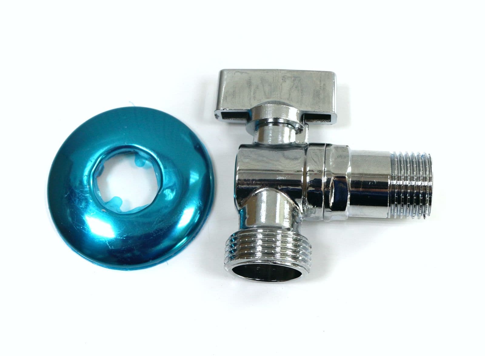 Угловой кран для подключения приборов  ( хром) 1/2" х 3/4"