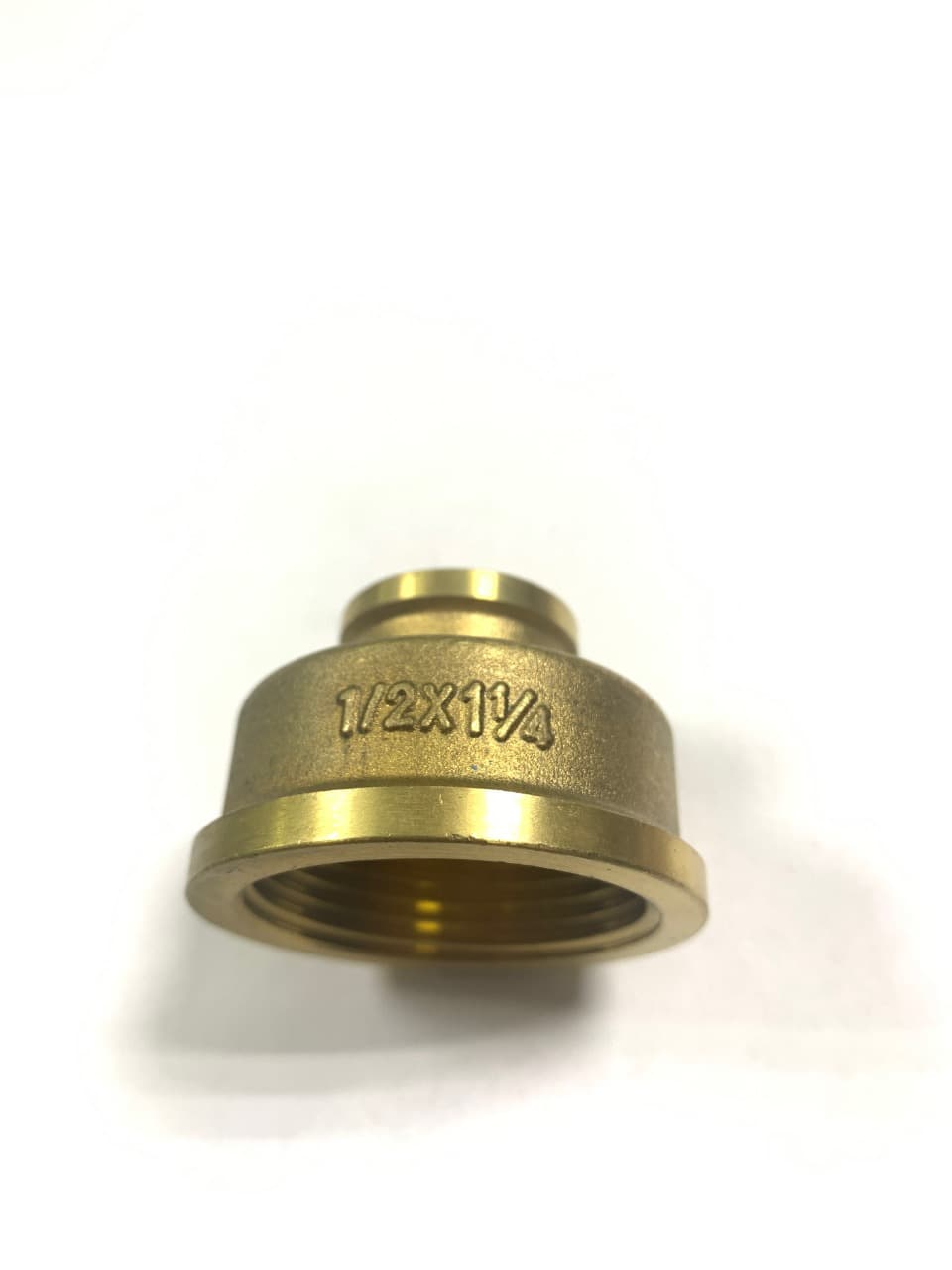 Муфта переходная латунная  1/2" х 1 1/4" ВВ